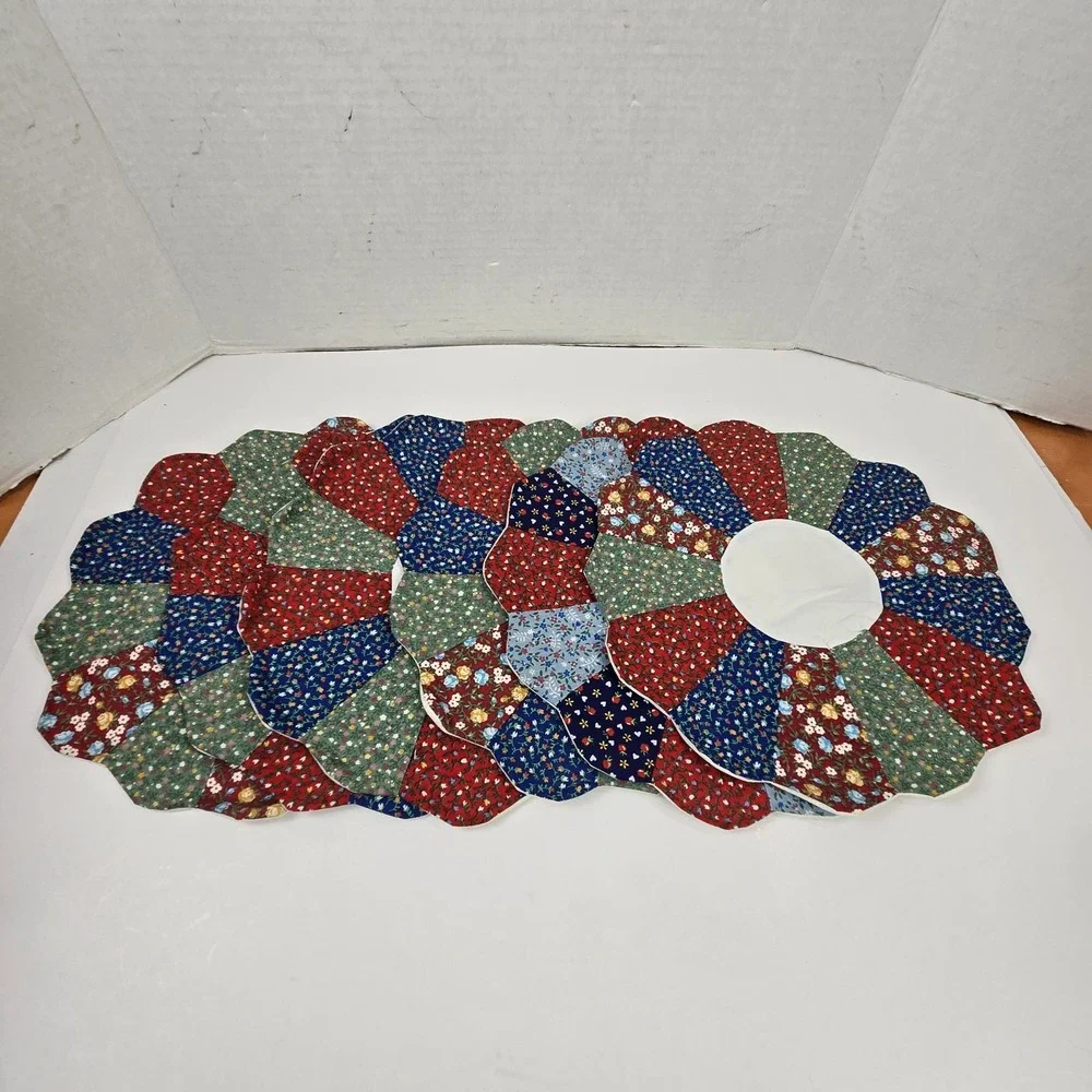 6 Hand Stitched Flower Quilt Fabric Pieces Pillow Covers with Plain Backs READ